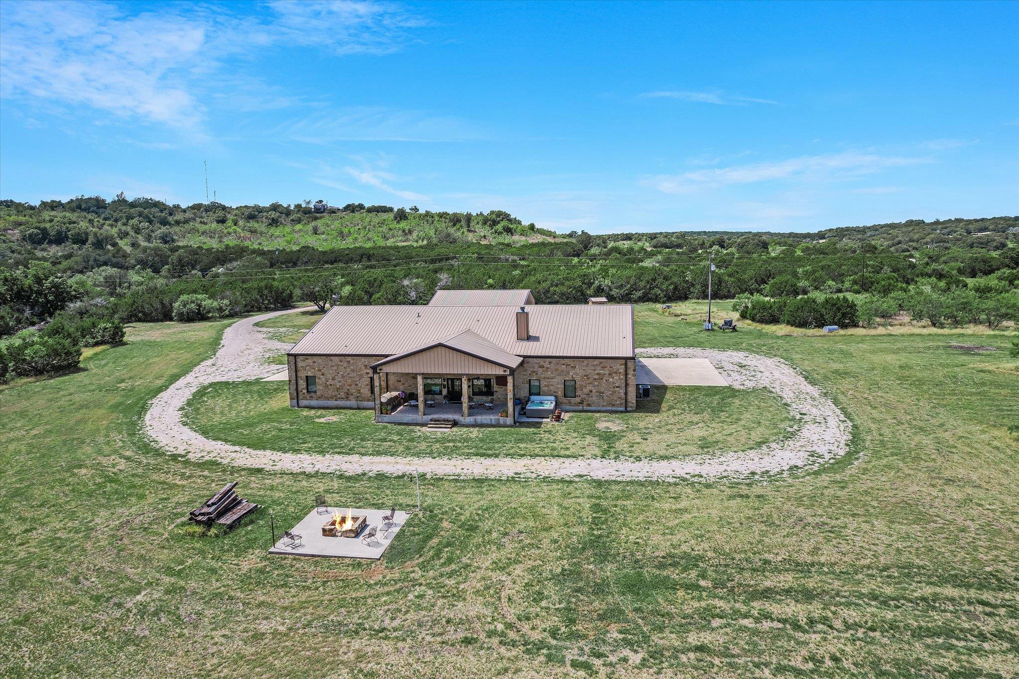 826 Black Jack Ranch RD
