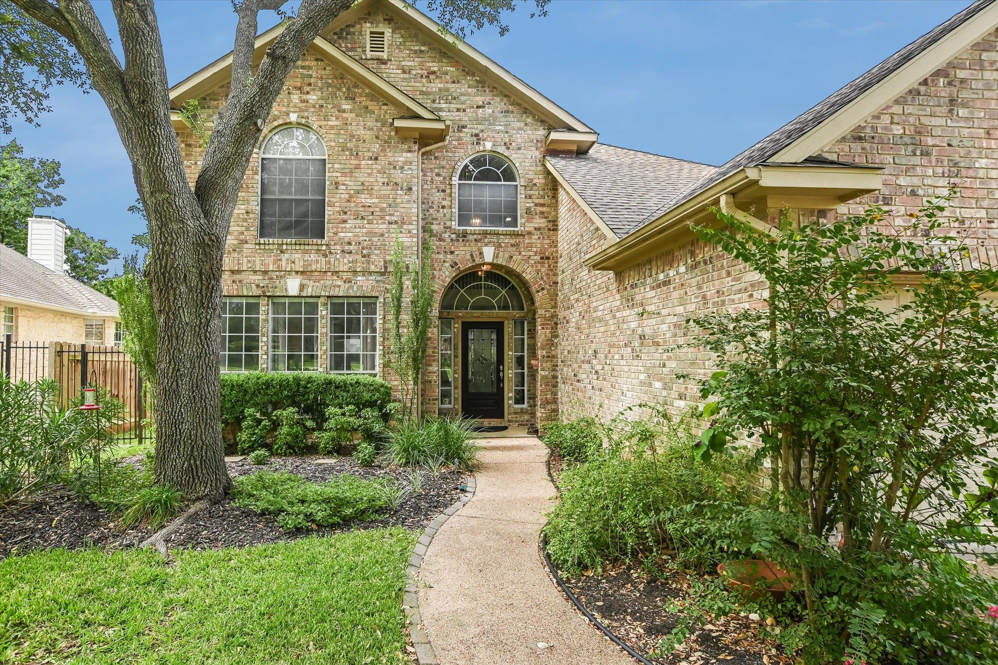 5208 KEENE CV