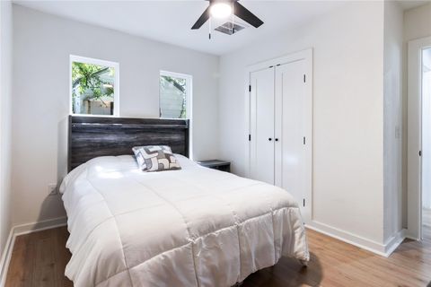 Tiny photo for 912 Gene Johnson ST, Austin, TX 78751 (MLS # 6014746)