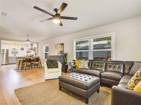 Photo of 3304 Robinson Ave #1, Austin, TX 78722 (MLS # 2242329)