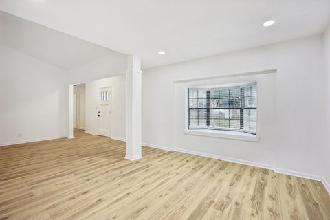 Tiny photo for 6009 Glen Meadow DR, Austin, TX 78745 (MLS # 6034123)