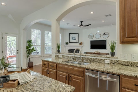 Tiny photo for 11405 Viridian WAY, Austin, TX 78739 (MLS # 1602652)