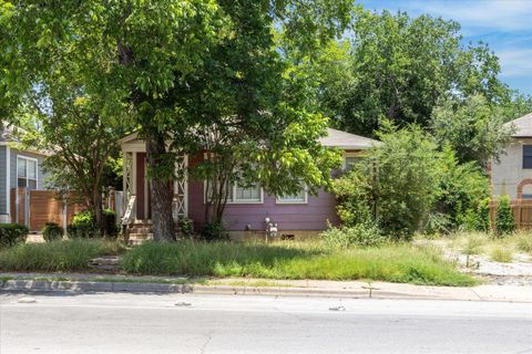 Tiny photo for 700 W North Loop BLVD, Austin, TX 78751 (MLS # 4195842)