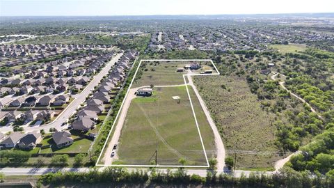 475 Dean RD Cibolo TX 78108