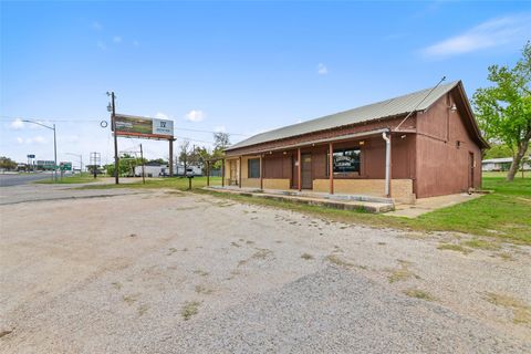 Photo of 201 N Us Highway 281, Johnson City, TX 78636 (MLS # 2109387)