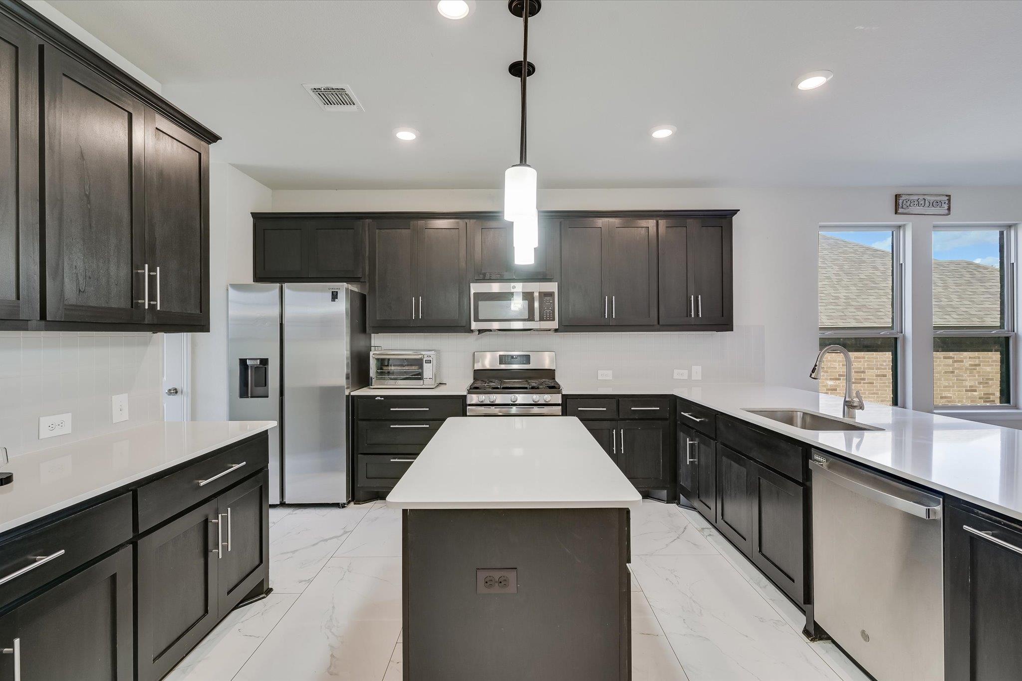 213 Buffalo Ridge DR