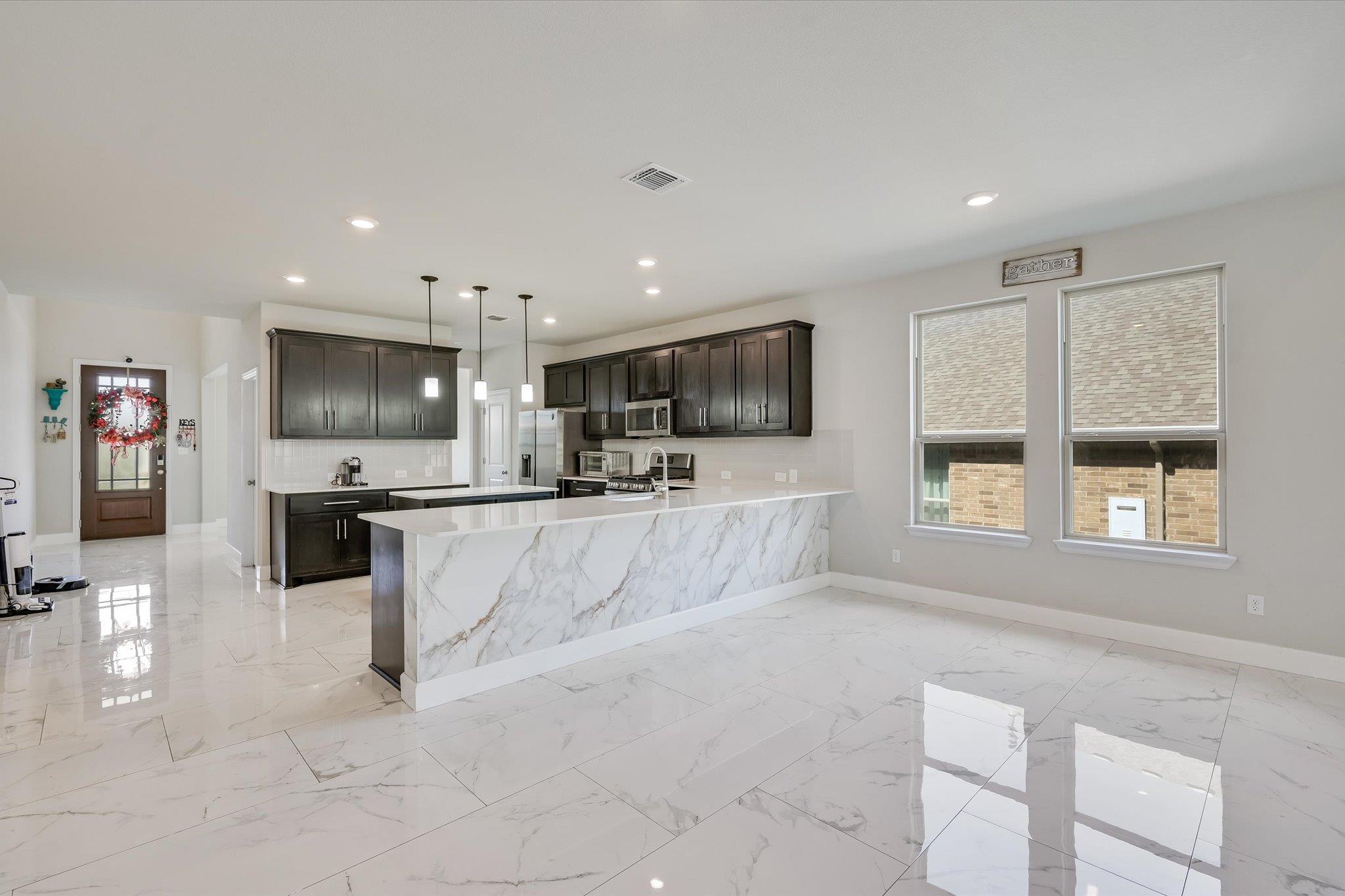 213 Buffalo Ridge DR