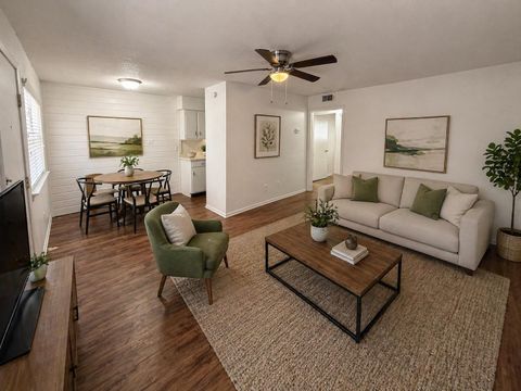 Photo of 2704 Salado ST #103, Austin, TX 78705 (MLS # 3276817)