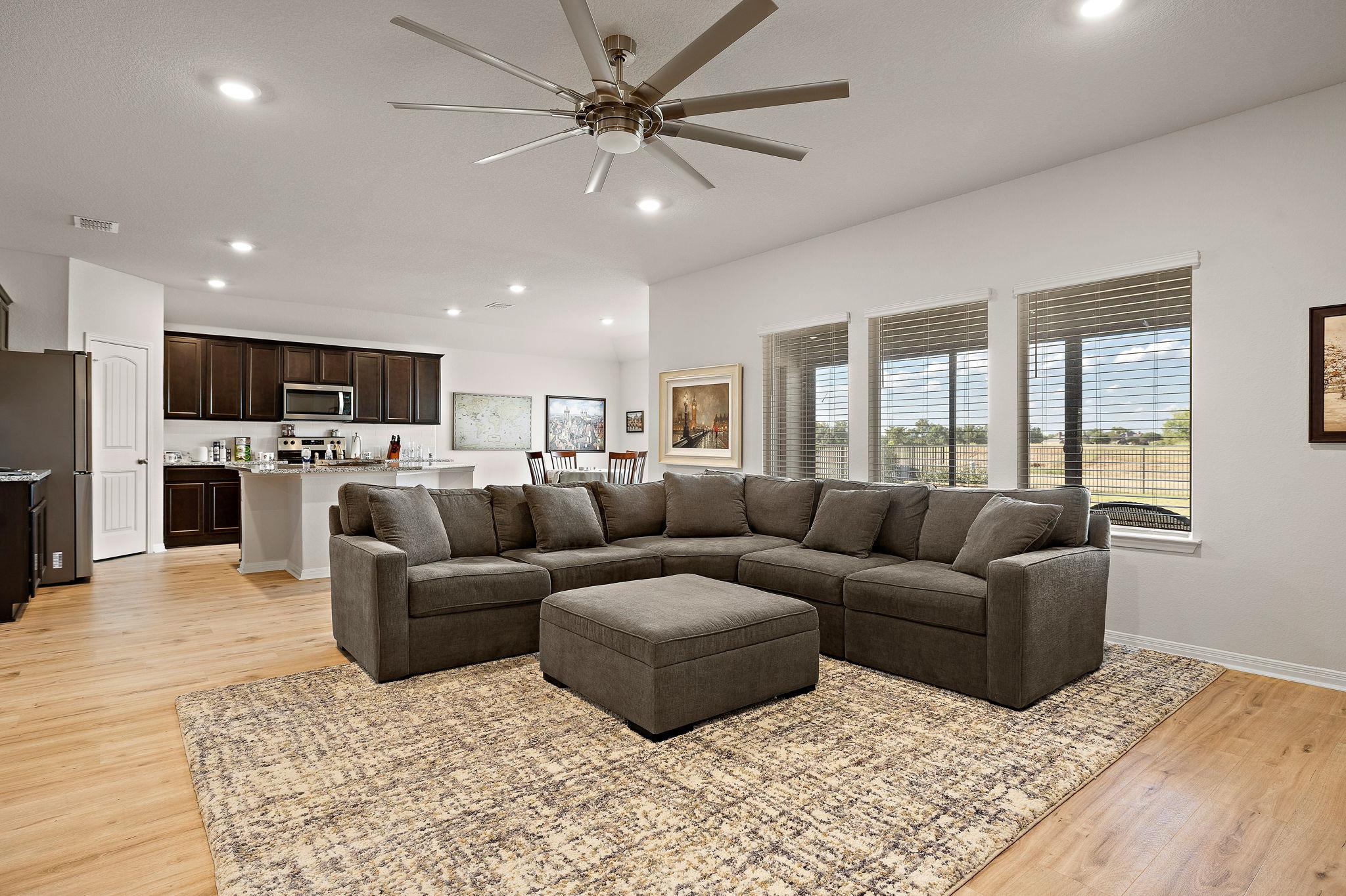 460 Colovista PKWY