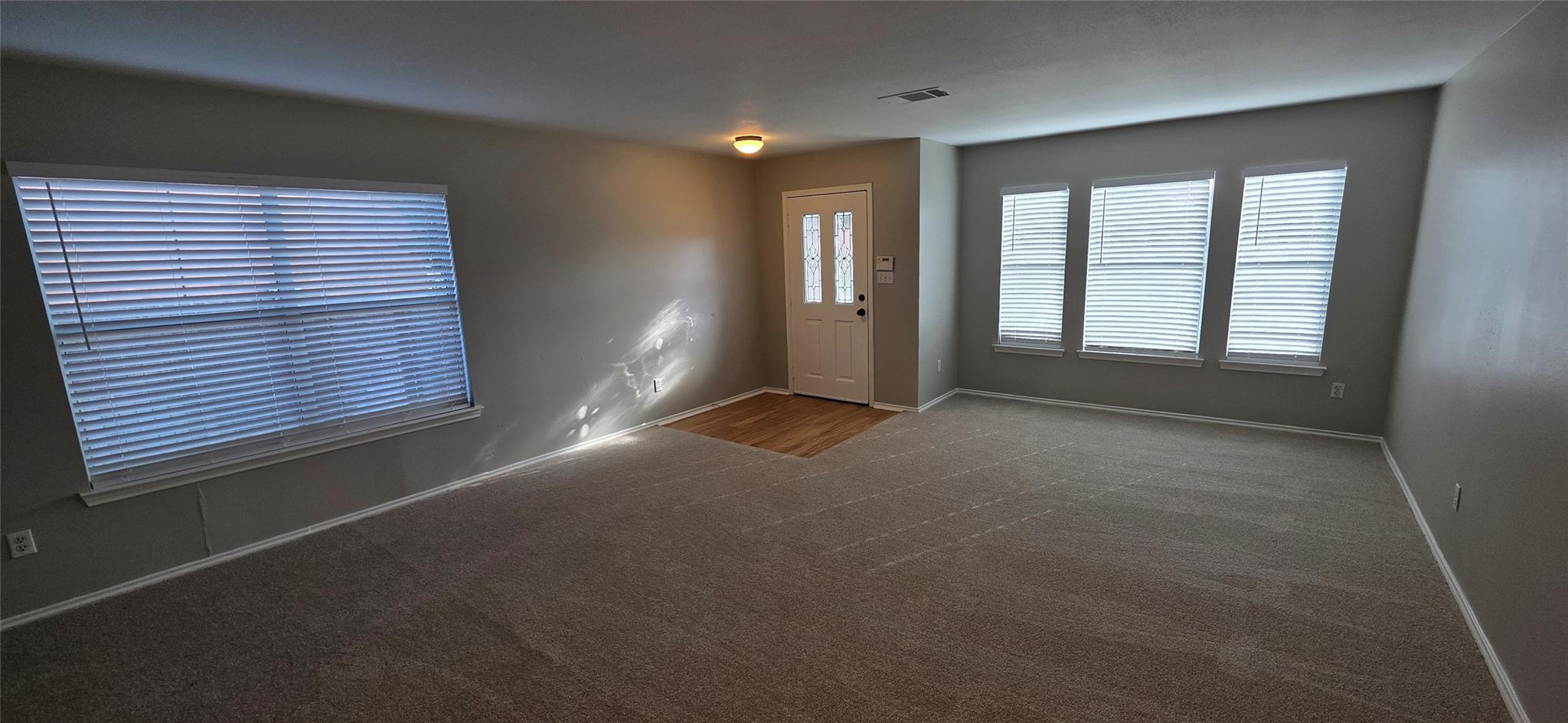 3037 Bradford Park DR