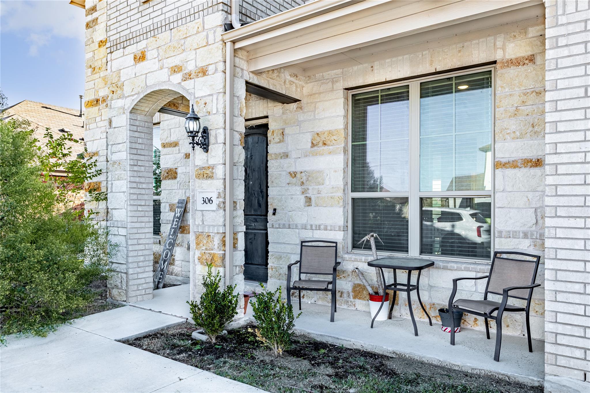 306 Pulitzer DR