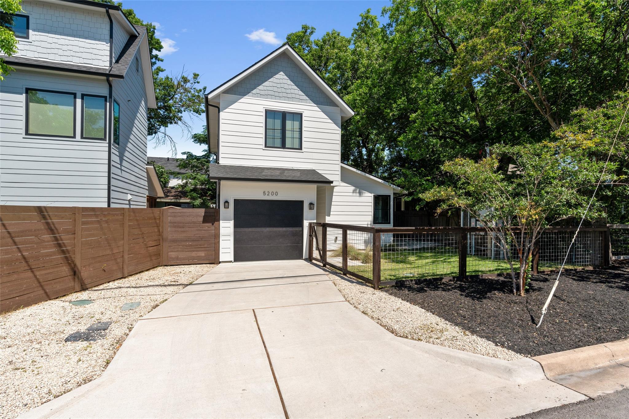 5200 Grover Ave