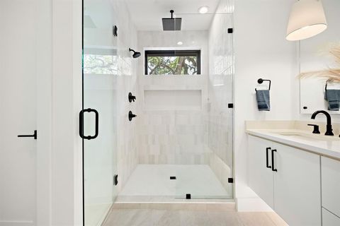 Tiny photo for 313 Hackberry Ln #B, Austin, TX 78753 (MLS # 2730399)