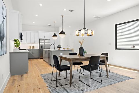 Tiny photo for 313 Hackberry Ln #B, Austin, TX 78753 (MLS # 2730399)