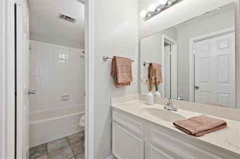 Tiny photo for 1601 Faro DR #1404, Austin, TX 78741 (MLS # 5412561)