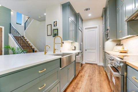 Tiny photo for 1529 Barton Springs Road RD #24, Austin, TX 78704 (MLS # 4054687)