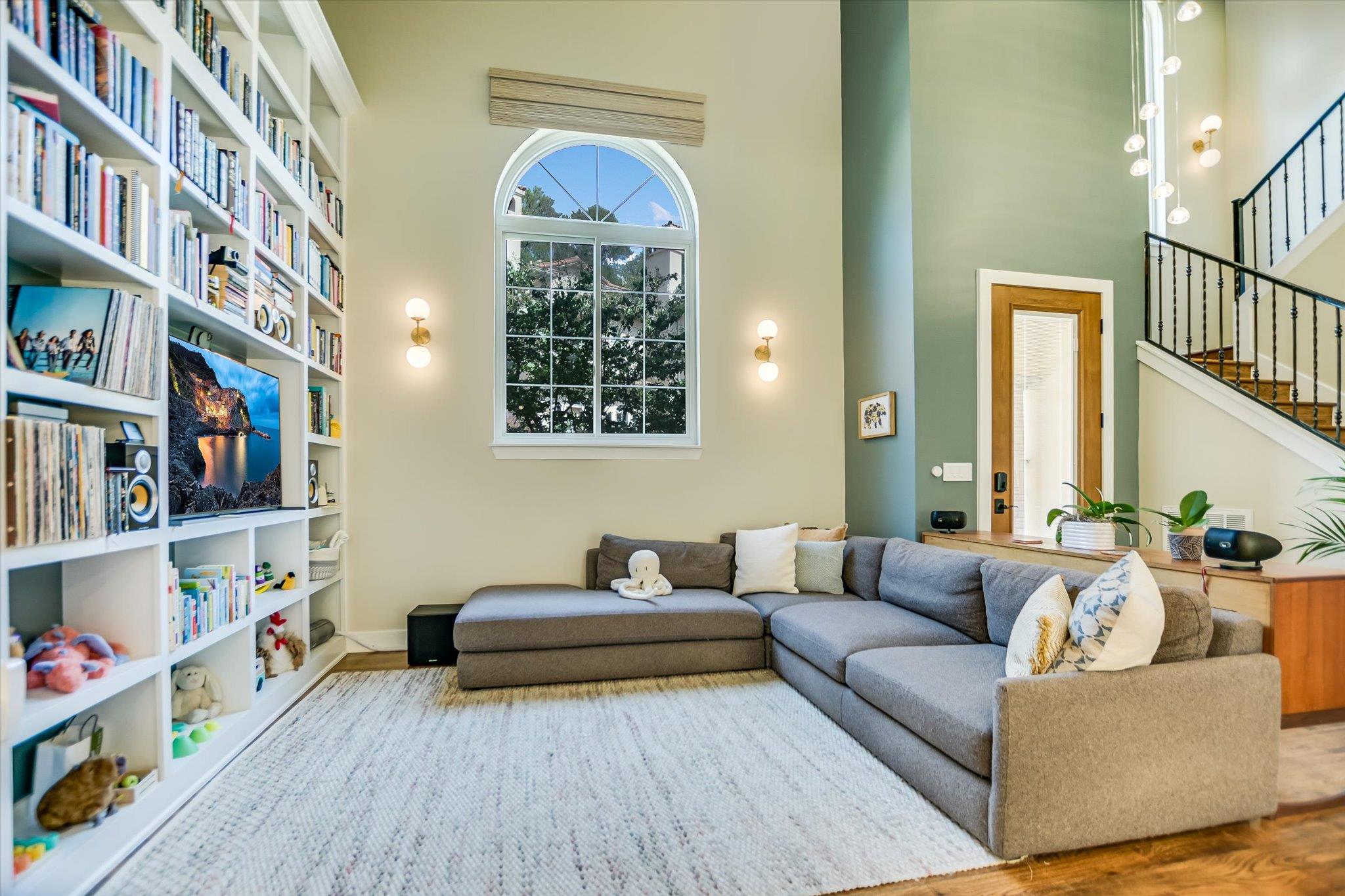 1529 Barton Springs Road RD 24