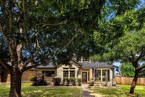 110 Saint Richie LN Austin TX 78737