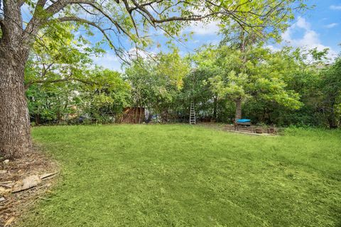 Photo of 4415 Jester DR, Austin, TX 78745 (MLS # 9841378)