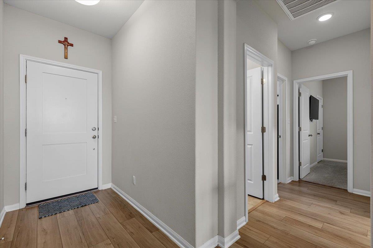 242 Reveille DR