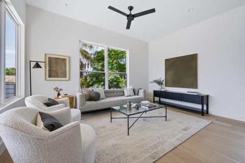 Tiny photo for 301 N Pleasant Valley RD #1, Austin, TX 78702 (MLS # 6583651)