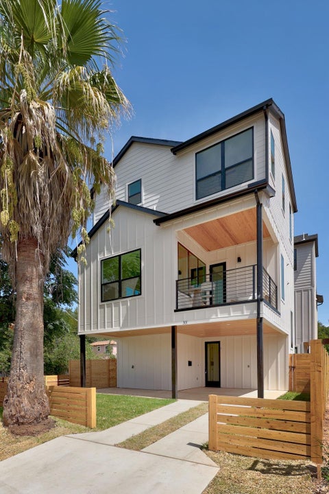 Photo of 301 N Pleasant Valley RD #1, Austin, TX 78702 (MLS # 6583651)