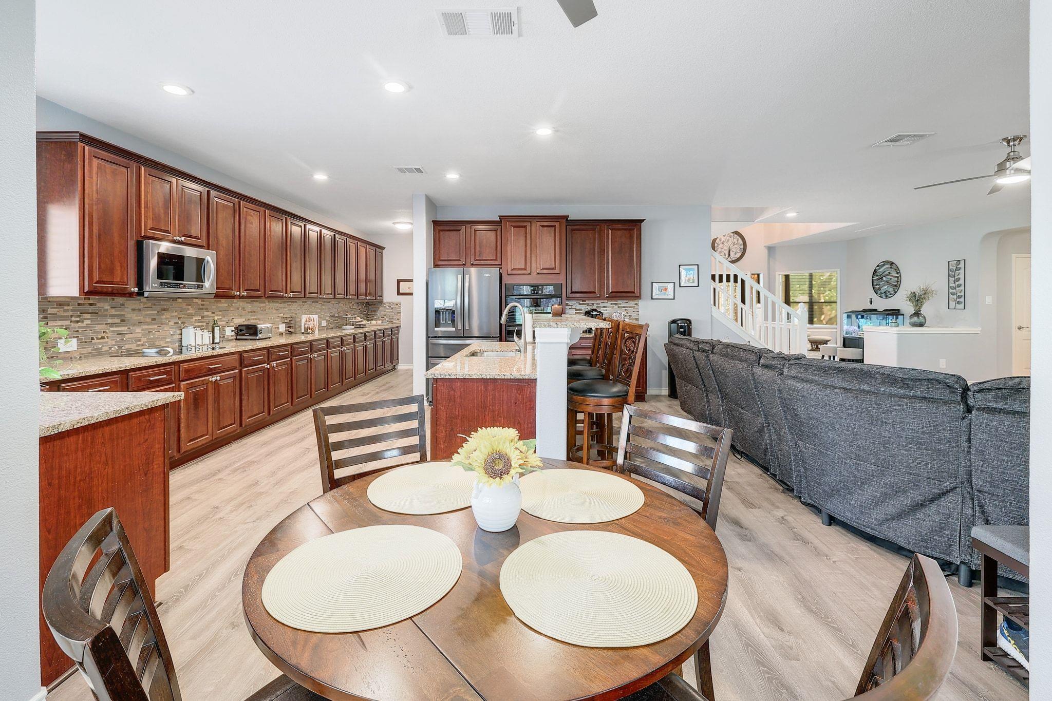 2500 Midnight Star DR