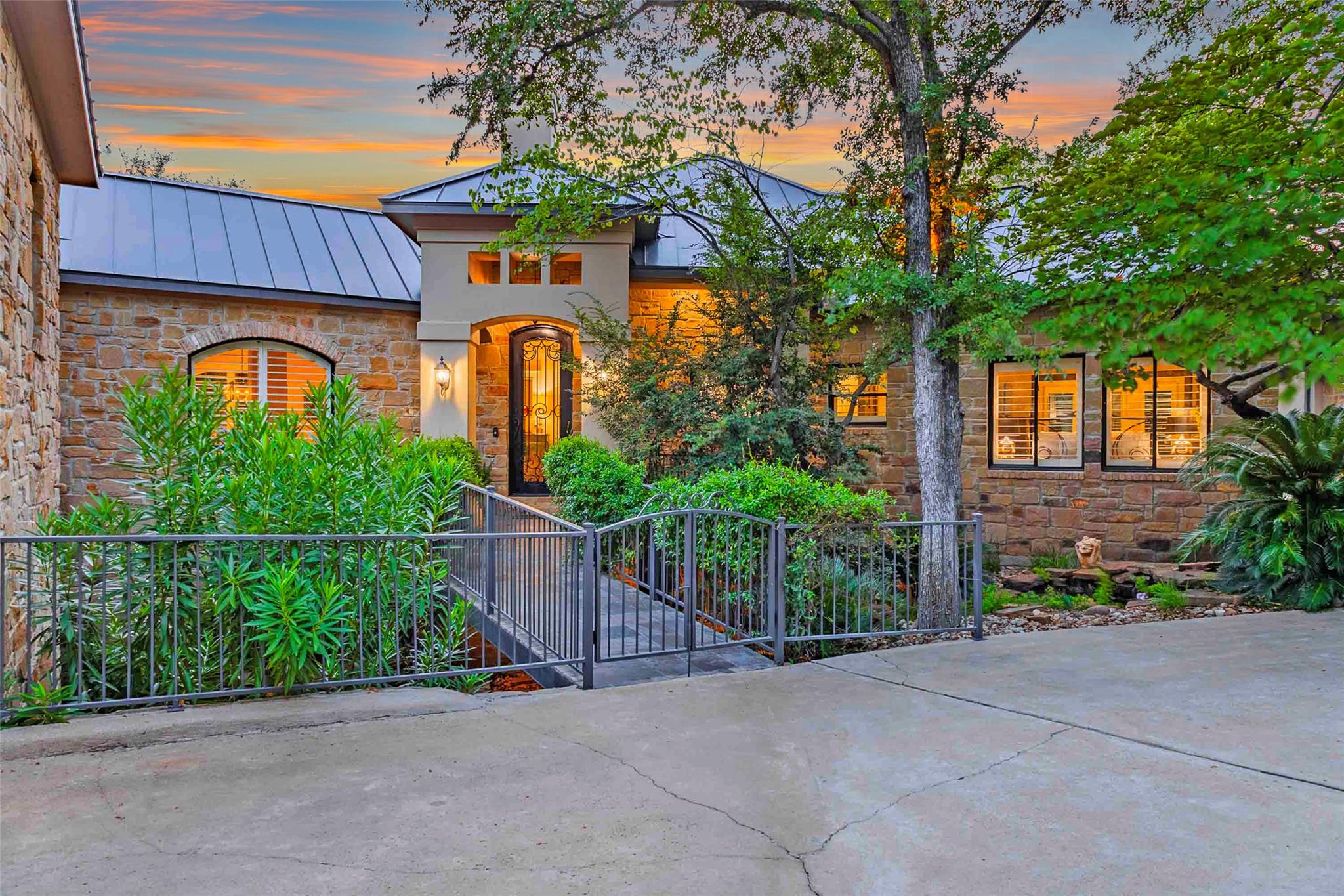 213 Beaver CIR