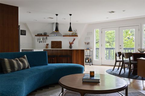 Tiny photo for 2602 Douglas ST, Austin, TX 78741 (MLS # 1623656)