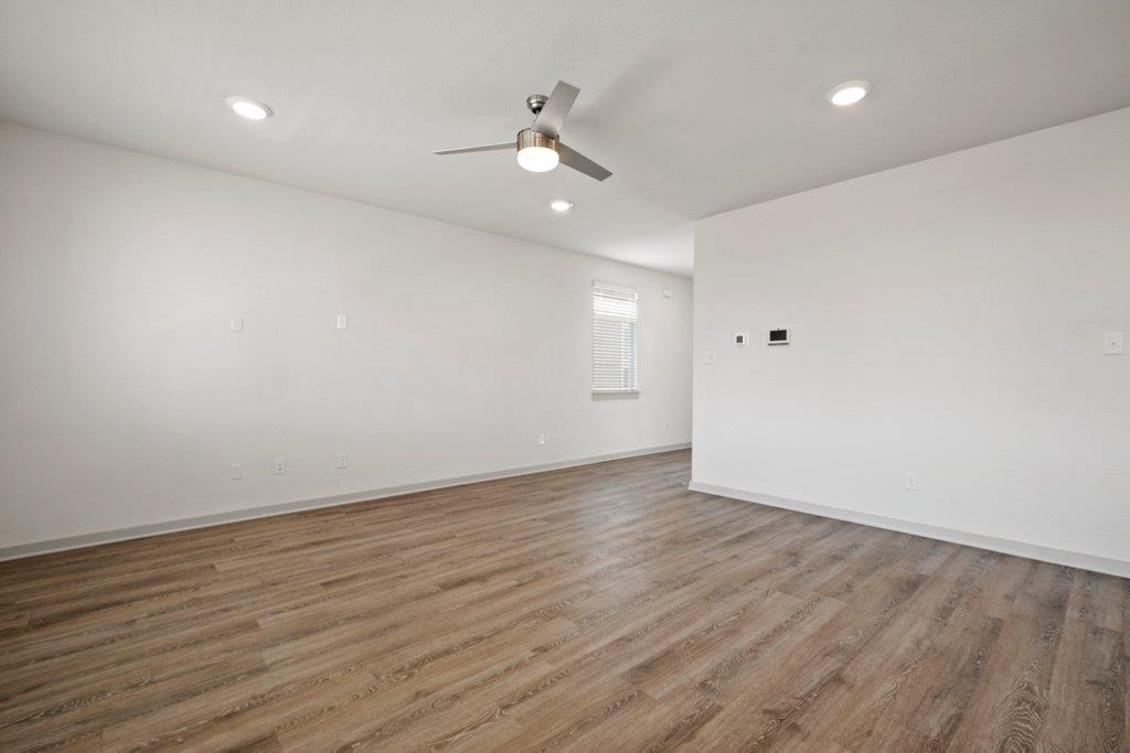 412 Wilshire RD