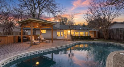 Tiny photo for 1704 Shelbourne DR, Austin, TX 78752 (MLS # 3401964)