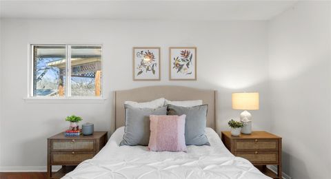 Tiny photo for 1704 Shelbourne DR, Austin, TX 78752 (MLS # 3401964)