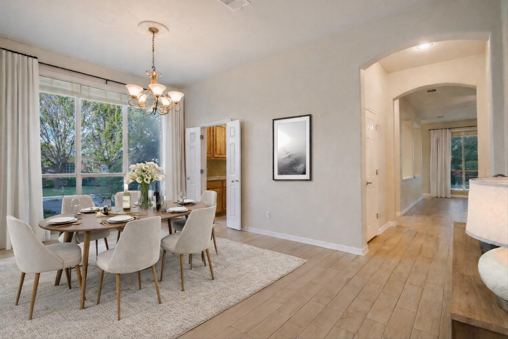 2300 Village View LOOP