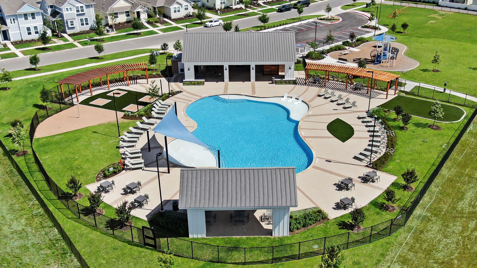 180 Lennox DR