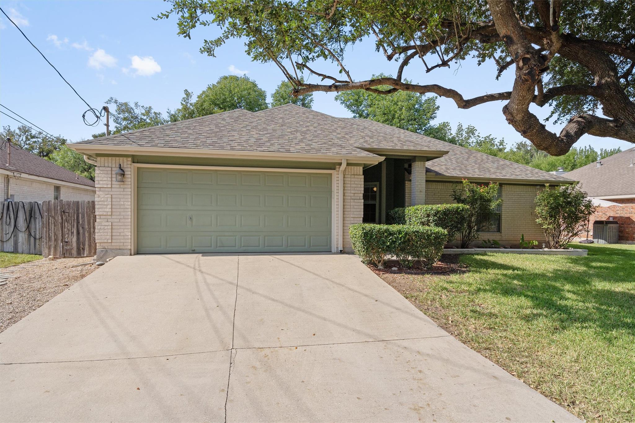 104 Susana DR