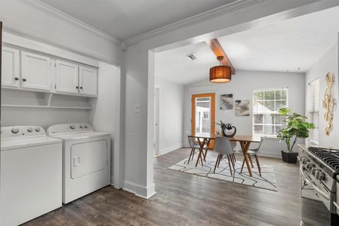 Tiny photo for 1125 Christie DR, Austin, TX 78721 (MLS # 1910589)