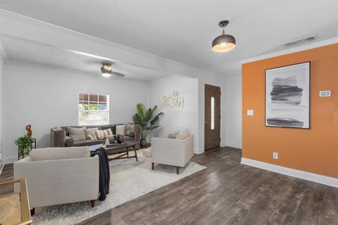 Tiny photo for 1125 Christie DR, Austin, TX 78721 (MLS # 1910589)