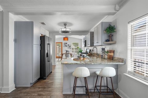 Tiny photo for 1125 Christie DR, Austin, TX 78721 (MLS # 1910589)