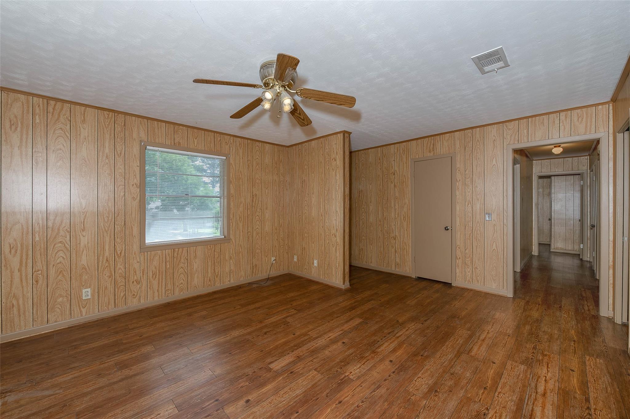 507 N Echols