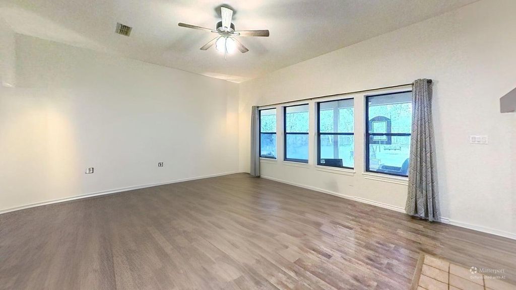 Photo of 111 Clydesdale DR, San Marcos, TX 78666 (MLS # 3927358)