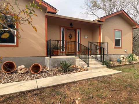 111 Clydesdale DR San Marcos TX 78666