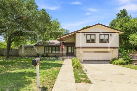 Photo of 2404 GABRIEL VIEW DR, Georgetown, TX 78628 (MLS # 2794950)