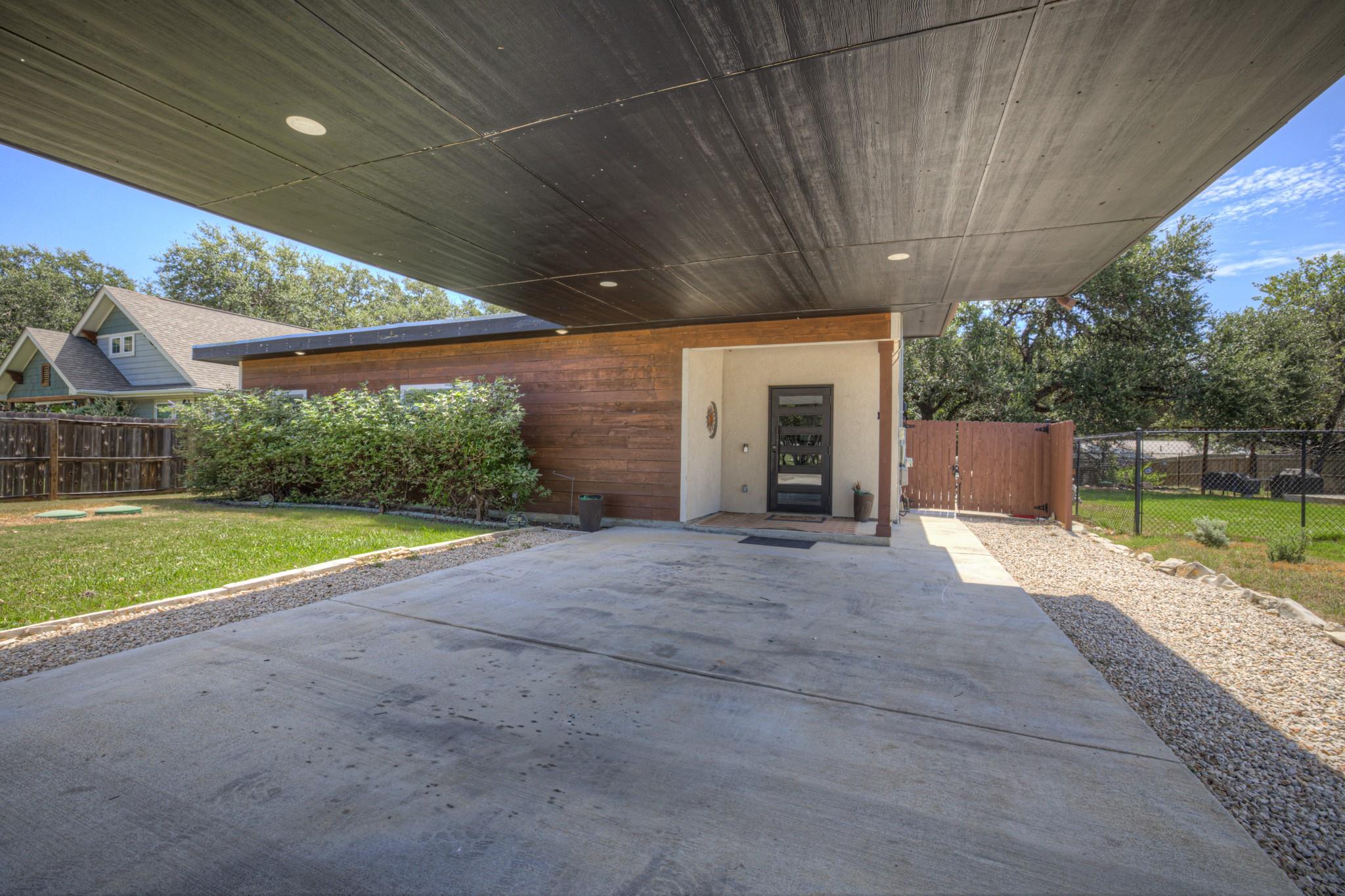 1630 Canyon Edge