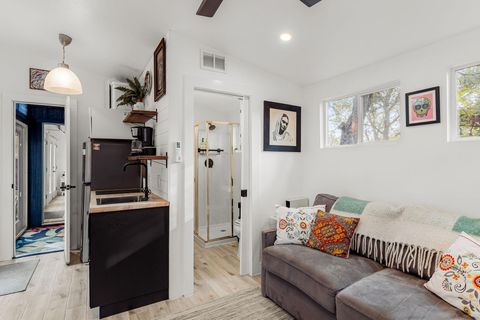 Tiny photo for 2006 Matthews LN, Austin, TX 78745 (MLS # 2373850)