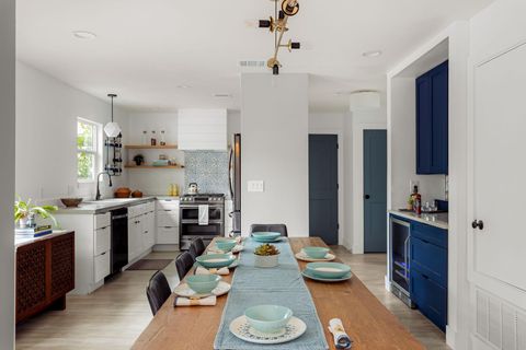 Tiny photo for 2006 Matthews LN, Austin, TX 78745 (MLS # 2373850)