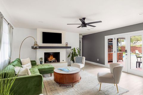 Tiny photo for 2006 Matthews LN, Austin, TX 78745 (MLS # 2373850)