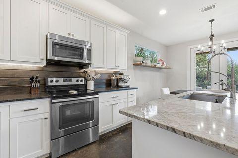 Tiny photo for 10012 Janet LOOP, Dripping Springs, TX 78620 (MLS # 5032737)