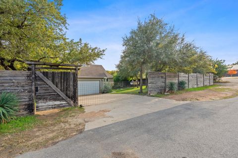Tiny photo for 10012 Janet LOOP, Dripping Springs, TX 78620 (MLS # 5032737)