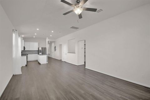 Tiny photo for 19032 Quebrada DR, Pflugerville, TX 78660 (MLS # 2424927)