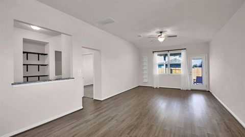 Tiny photo for 19032 Quebrada DR, Pflugerville, TX 78660 (MLS # 2424927)